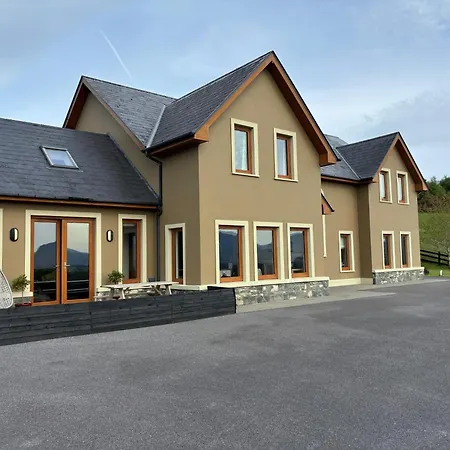 Summer Hill - Spectacular Panoramic And Mountain Views *